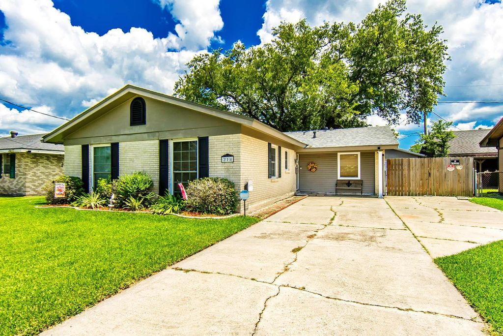 214 Everette Drive, Houma, LA 70364