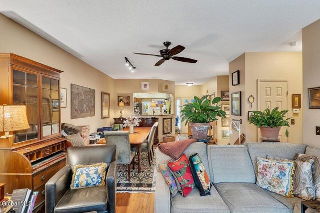 4602 S Foxwood Drive, Clifton Park, NY 12065