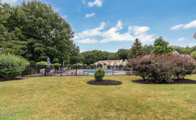 4602 S Foxwood Drive, Clifton Park, NY 12065