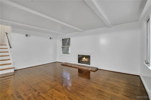 289 Huxley Drive, Amherst, NY 14226