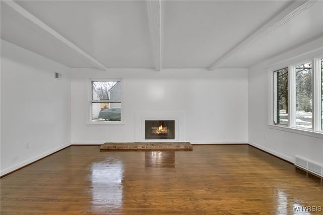 289 Huxley Drive, Amherst, NY 14226