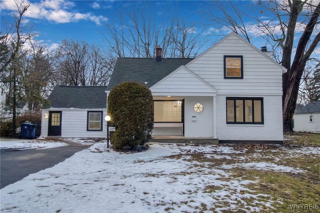 289 Huxley Drive, Amherst, NY 14226