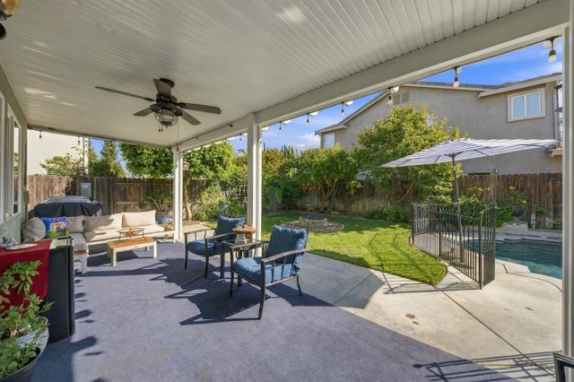 1530 Calhoun Ave, Ripon, CA 95366