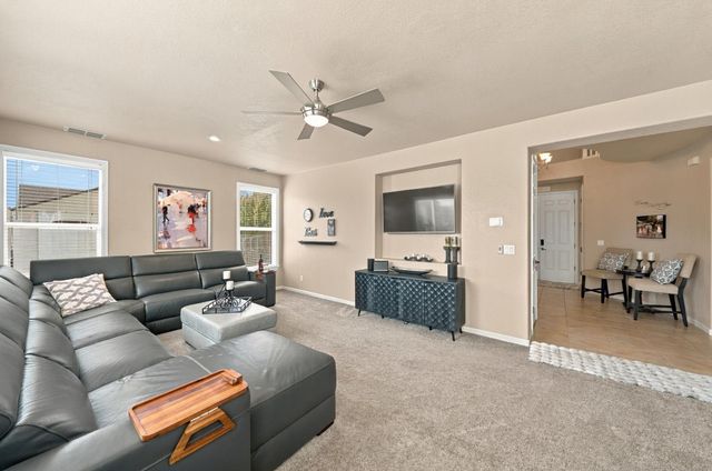 1530 Calhoun Ave, Ripon, CA 95366