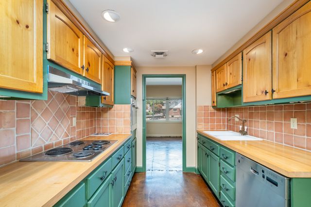 4200 West End Ave Apt 203, Nashville, TN 37205