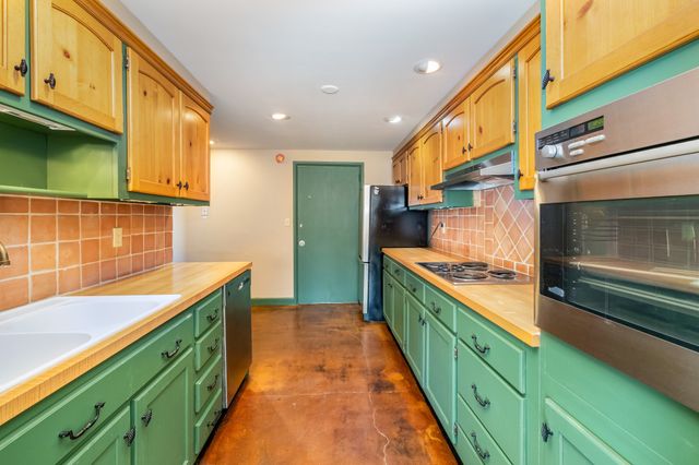 4200 West End Ave Apt 203, Nashville, TN 37205