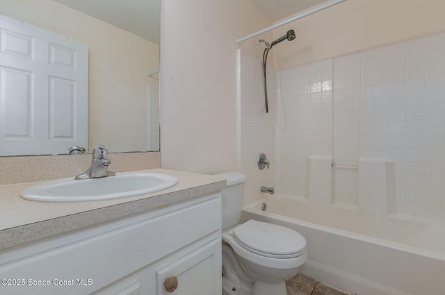 1454 Graves Street SE, Palm Bay, FL 32909