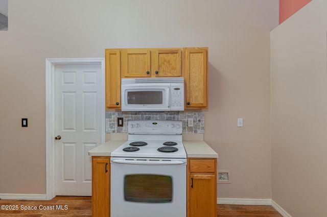 1454 Graves Street SE, Palm Bay, FL 32909