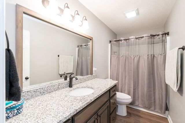 4439 New Harmony Rd, Hartsville, TN 37074