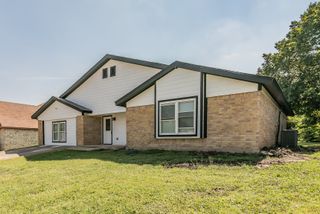 7205 Independence Lane, Forest Hill, TX 76140