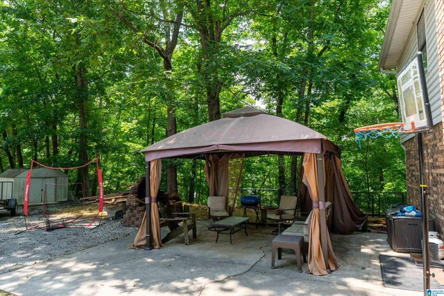 325 RIDGEWOOD DRIVE, Hayden, AL 35079