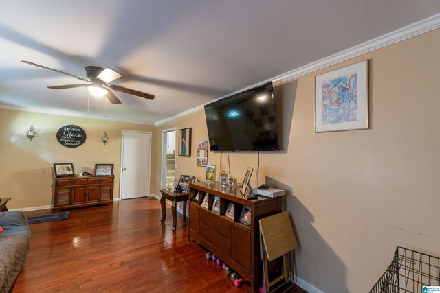 325 RIDGEWOOD DRIVE, Hayden, AL 35079