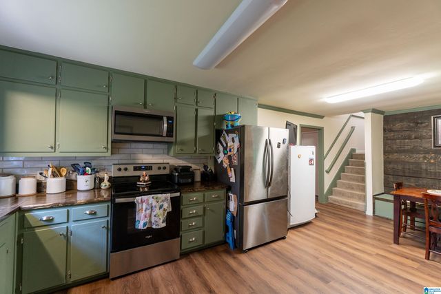 325 RIDGEWOOD DRIVE, Hayden, AL 35079