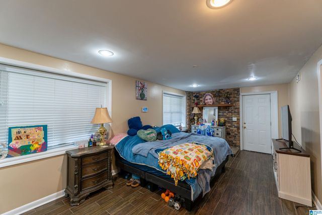 325 RIDGEWOOD DRIVE, Hayden, AL 35079