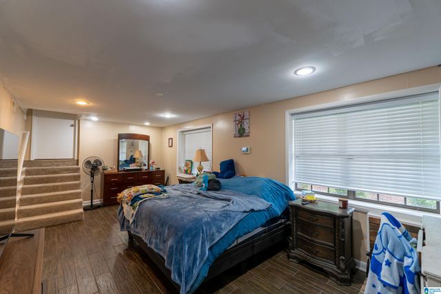 325 RIDGEWOOD DRIVE, Hayden, AL 35079