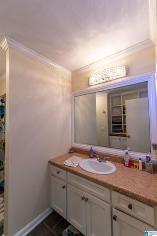 325 RIDGEWOOD DRIVE, Hayden, AL 35079