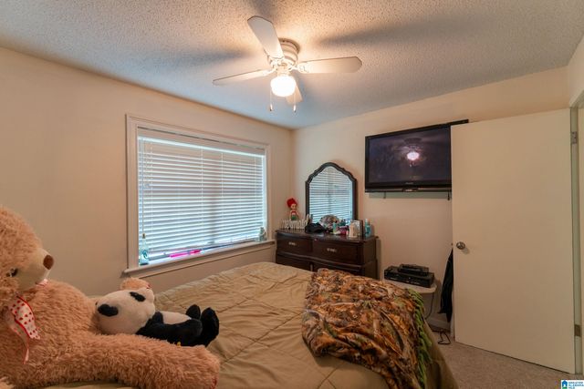 325 RIDGEWOOD DRIVE, Hayden, AL 35079