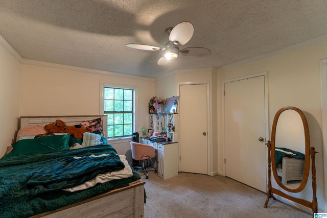 325 RIDGEWOOD DRIVE, Hayden, AL 35079