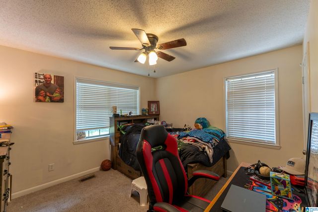 325 RIDGEWOOD DRIVE, Hayden, AL 35079