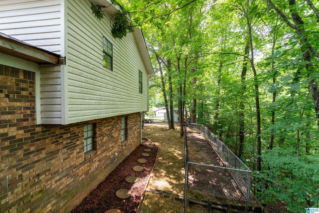 325 RIDGEWOOD DRIVE, Hayden, AL 35079