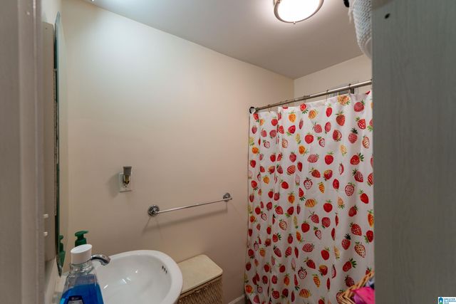 325 RIDGEWOOD DRIVE, Hayden, AL 35079