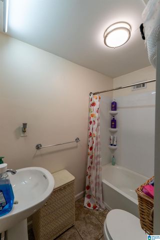 325 RIDGEWOOD DRIVE, Hayden, AL 35079