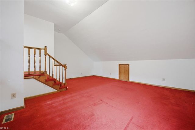 348 Knells Ridge DR, Chesapeake, VA 23320