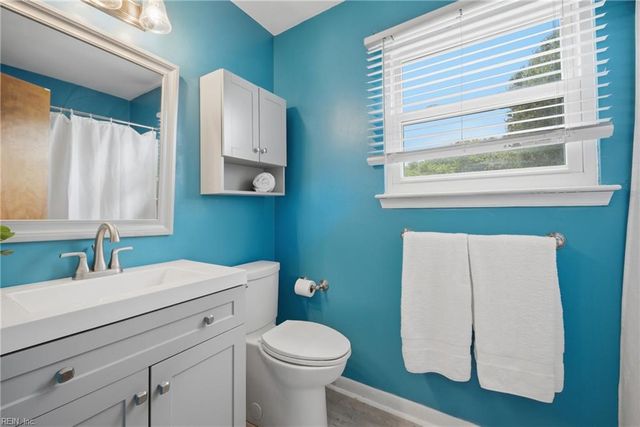 348 Knells Ridge DR, Chesapeake, VA 23320