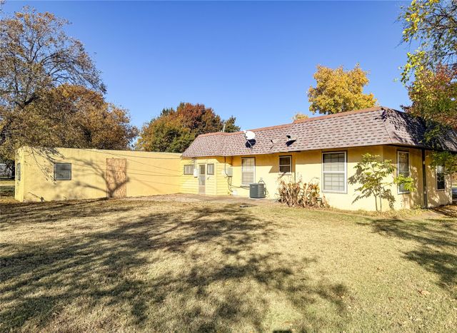 1403 Liggett Street, Cisco, TX 76437