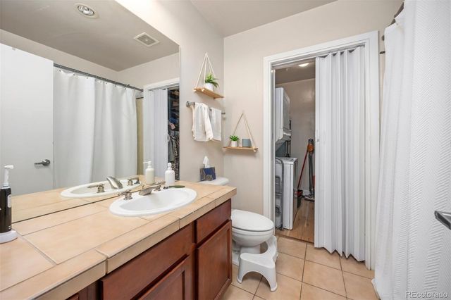 2441 N Broadway 202, Denver, CO 80205