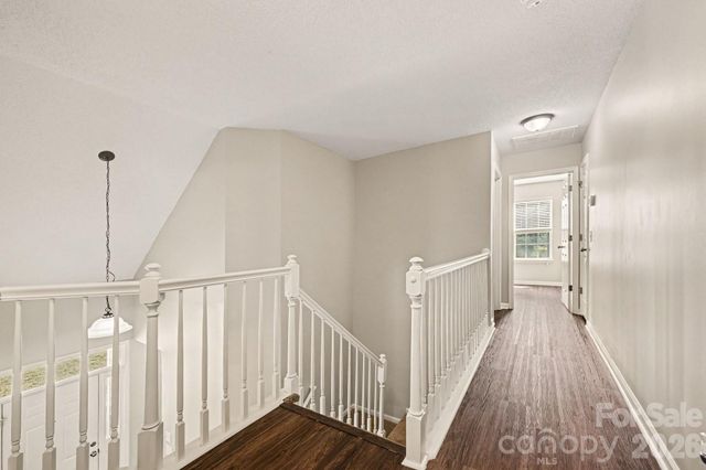 7117 Daerwood Place, Charlotte, NC 28215