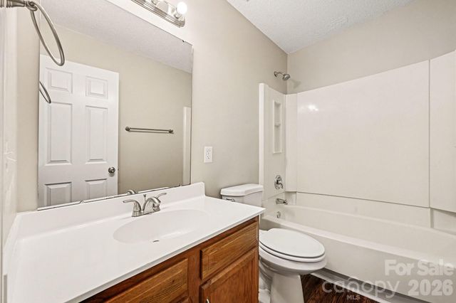 7117 Daerwood Place, Charlotte, NC 28215