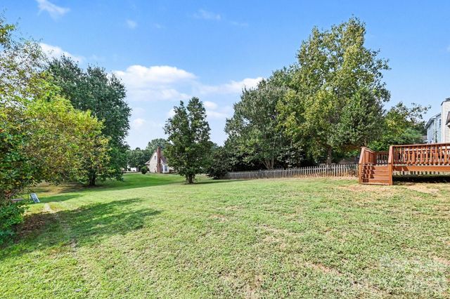 7117 Daerwood Place, Charlotte, NC 28215