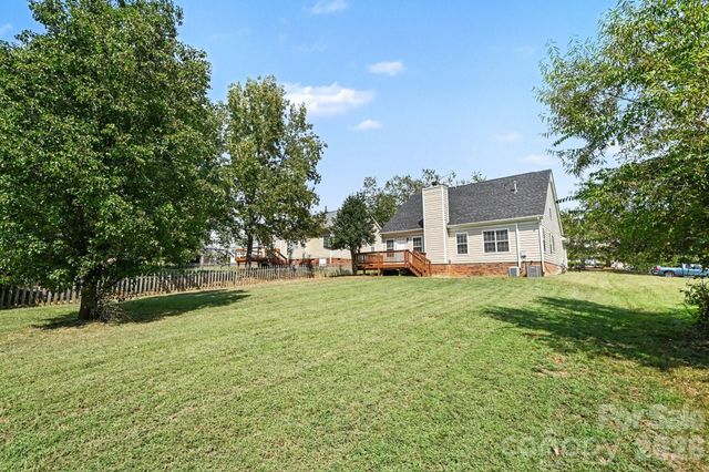 7117 Daerwood Place, Charlotte, NC 28215