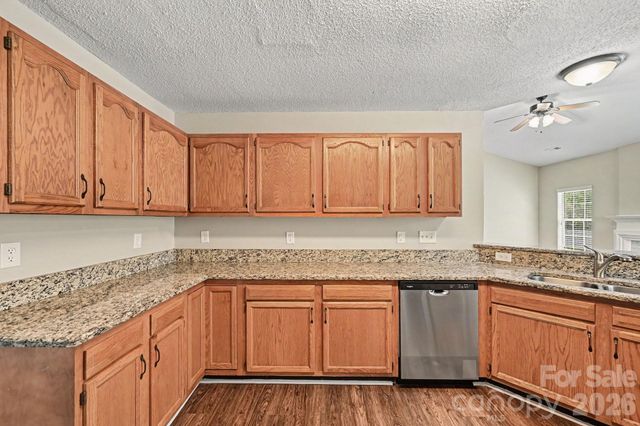 7117 Daerwood Place, Charlotte, NC 28215