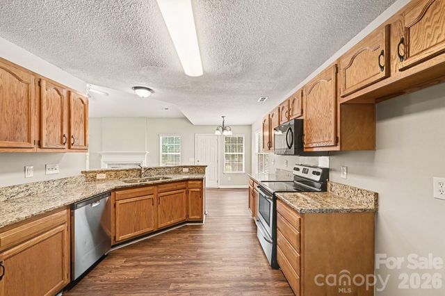 7117 Daerwood Place, Charlotte, NC 28215