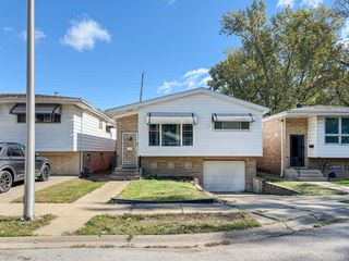 13059 Honore Street, Blue Island, IL 60406
