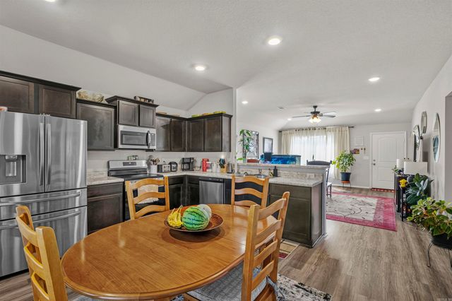 2 Candlelight Drive, Conway, AR 72032