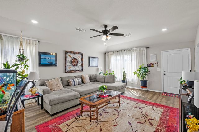 2 Candlelight Drive, Conway, AR 72032