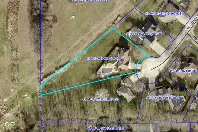 4724 W Hunters Ridge Lane, Greenwood, IN 46143