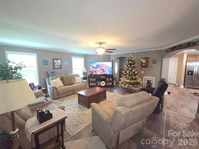 2910 Nc Highway 109 Highway N, Troy, NC 27371