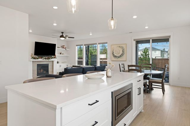 60915 SE Epic Place, Bend, OR 97702