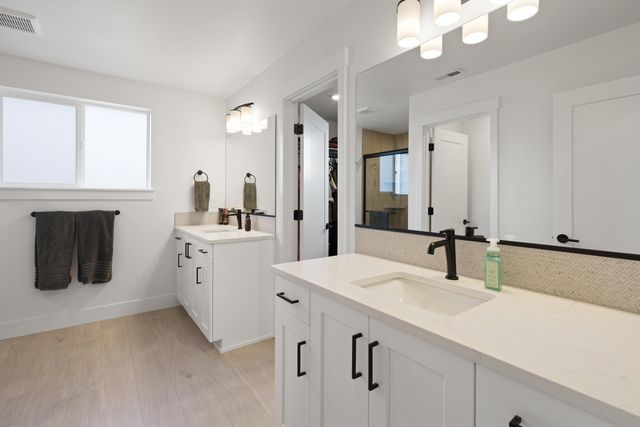 60915 SE Epic Place, Bend, OR 97702