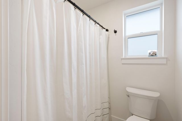 60915 SE Epic Place, Bend, OR 97702