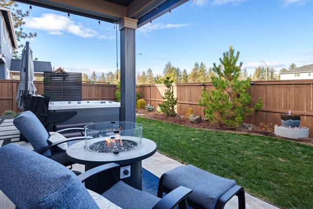 60915 SE Epic Place, Bend, OR 97702