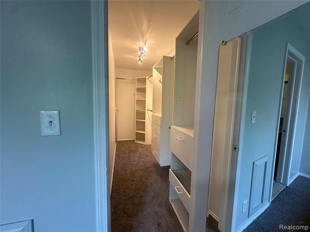 509 E University Drive, Rochester, MI 48307