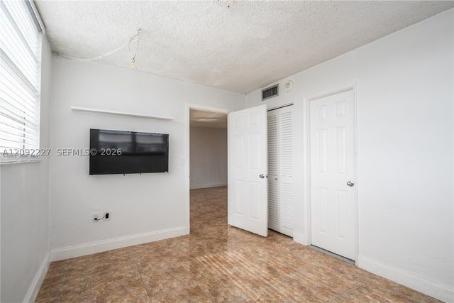 7850 Byron Ave 207, Miami Beach, FL 33141