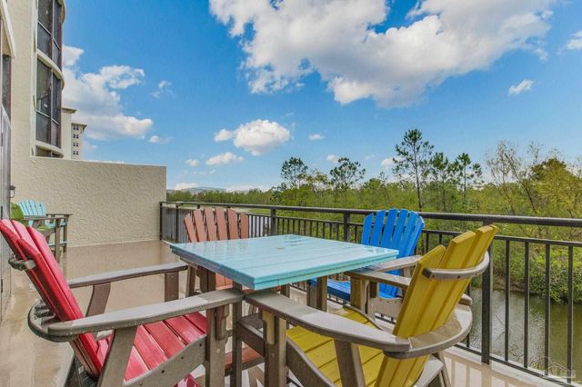 612 Lost Key Dr 205B, Pensacola, FL 32507