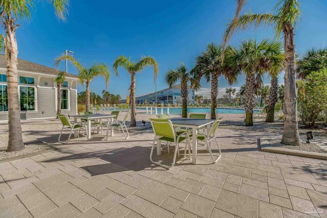 612 Lost Key Dr 205B, Pensacola, FL 32507
