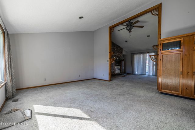 62 Pine Top Lane, Whiteville, NC 28472